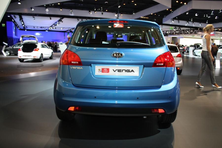  Kia Venga 2010 года  (фото 135 из 199)